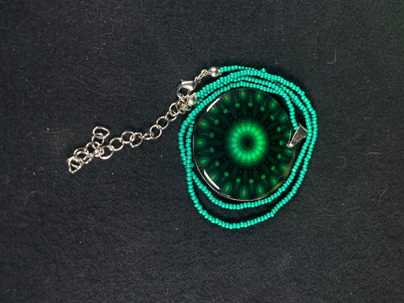 GREEN necklace